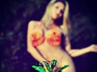 Leonie