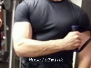 MuscleTwink