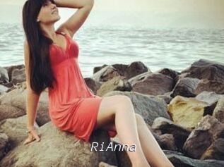 Ri_Anna